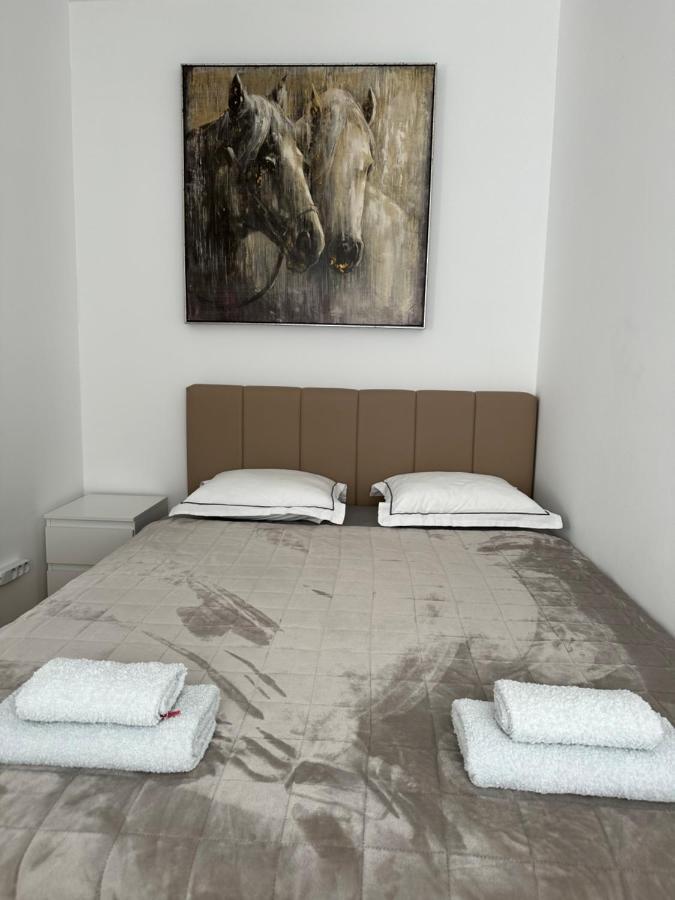 Aura Apartment Belgrado Exterior foto